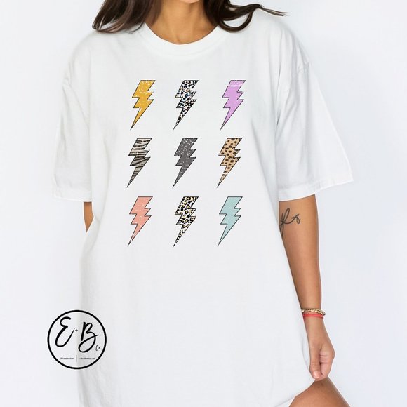NEW Womens Trendy Comfort Colors Oversized Lightning Bolt Graphic Tee Shirt - Picture 1 of 4